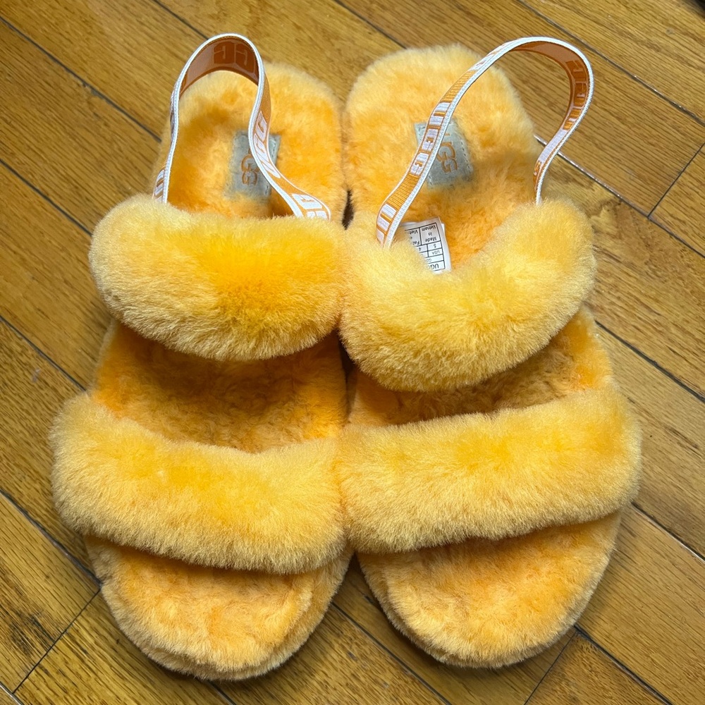UGG Oh Yeah Slide Orange Sandal Size 5